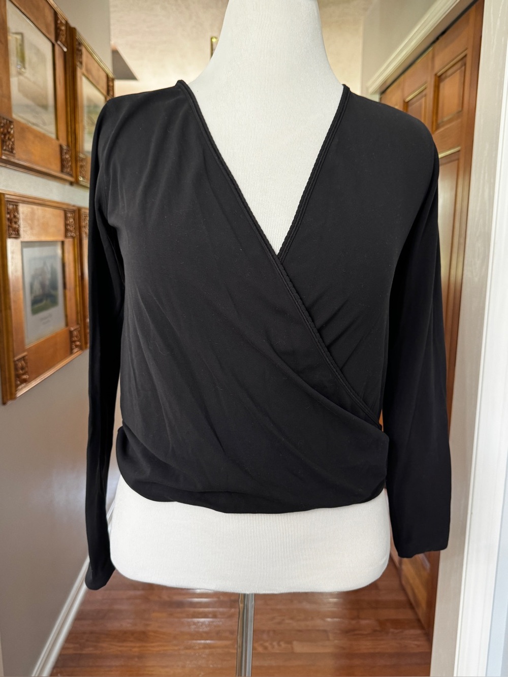 Lululemon Full Freedom Wrap Crossover Top Black Long Sleeve Athleisure Shirt